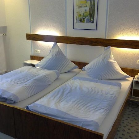 Hotel Diana Garni Bad Bertrich Habitación foto